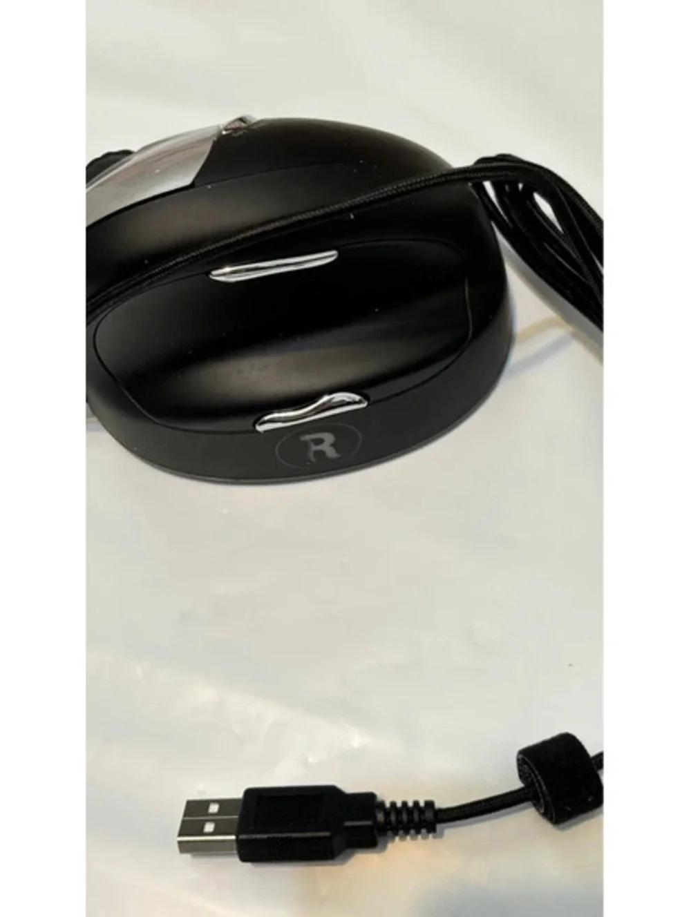 R-Go Break HE Ergonomic Vertical Wired USB Mouse Right Hand Medium/Large